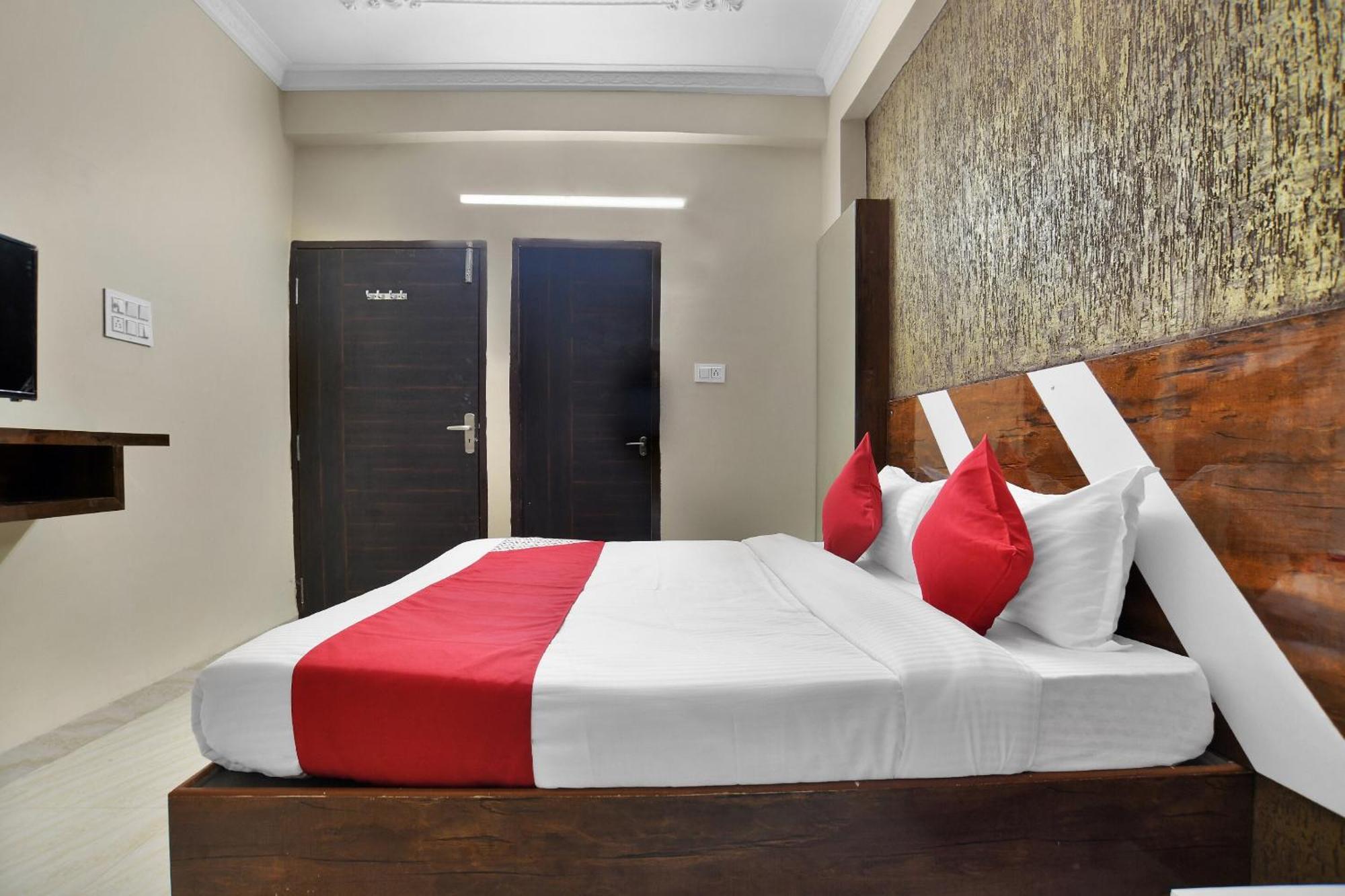 Hotel O Zodiac Indaur Exteriér fotografie